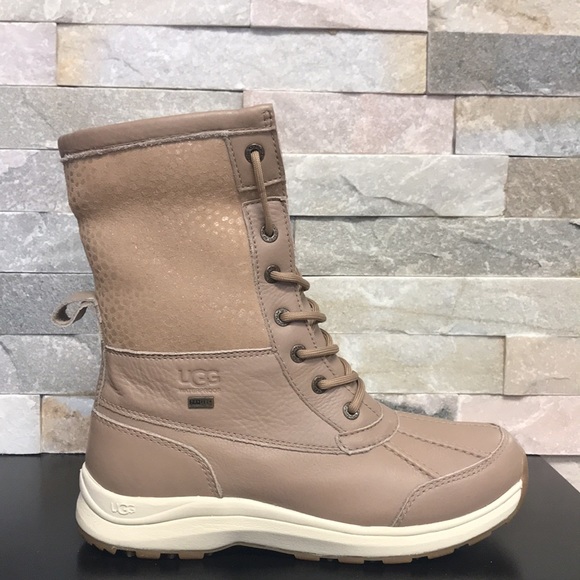 🎁 UGG Adirondack III Sparkle Spots Boot - Picture 5 of 11